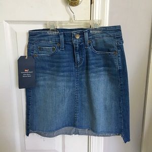 Vineyard vines denim skirt